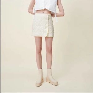 Zara  Ivory Quilted Puffer Nylon Mini Skirt
